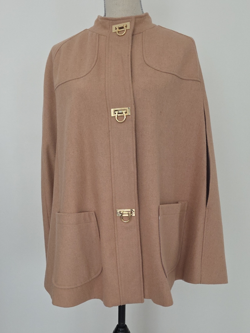Skirtin Around Camel Cape with Gold Hardware Size 8